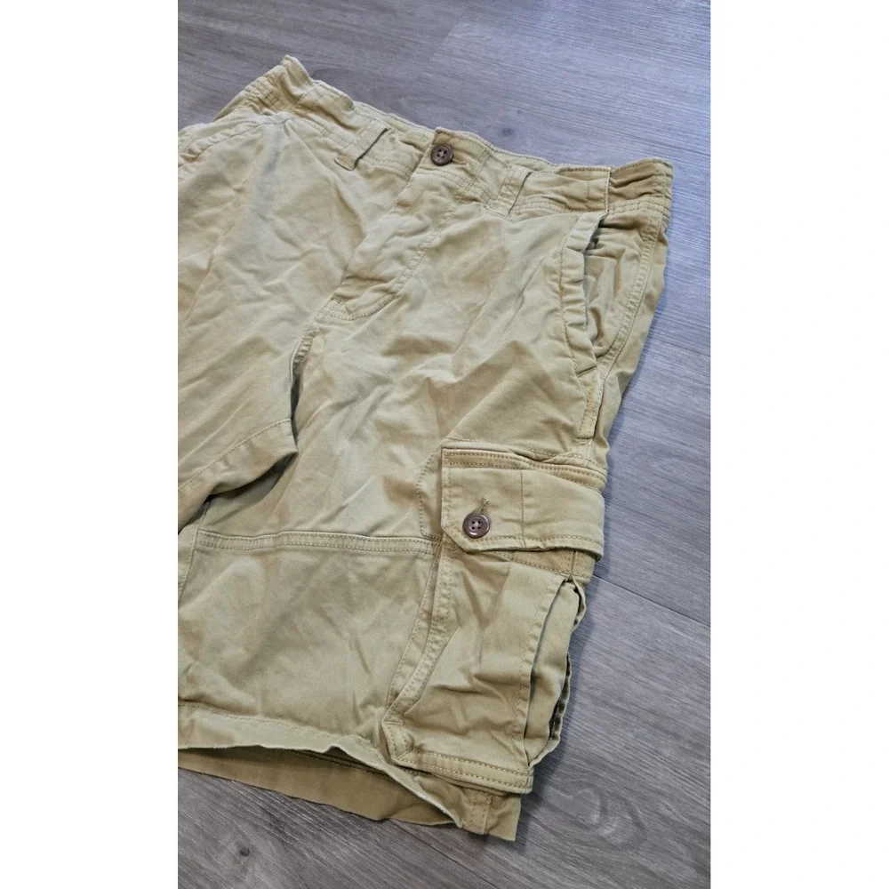 American Eagle Cargo Shorts Mens 32 Khaki Beige Longer Length Y2K Extreme Flex